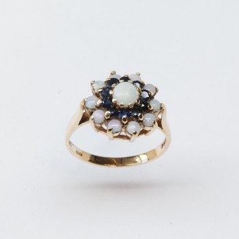 9ct Gold Opal/Sapphire Ring